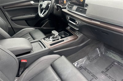 2023 Audi Q5 45 S line Prestige quattro