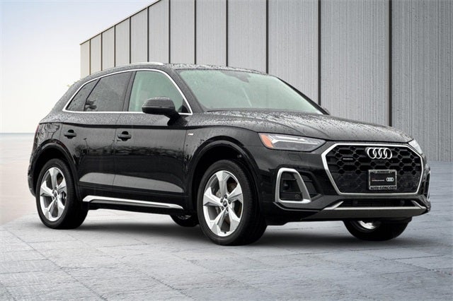 2023 Audi Q5 45 S line Prestige quattro