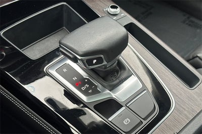 2023 Audi Q5 45 S line Prestige quattro