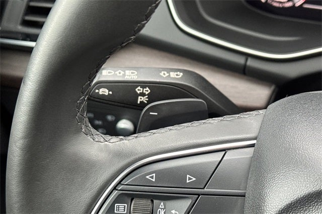 2023 Audi Q5 45 S line Prestige quattro