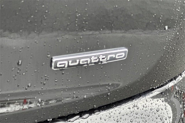 2023 Audi Q5 45 S line Prestige quattro