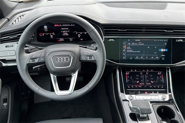 2025 Audi Q8 55 Prestige quattro