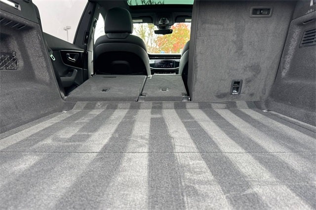 2025 Audi Q8 55 Prestige quattro