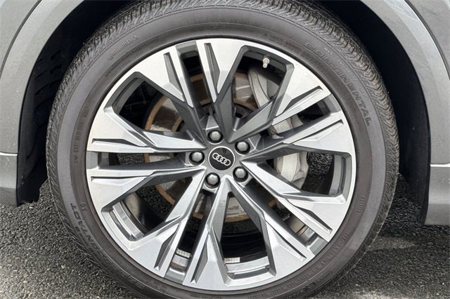 2025 Audi Q8 55 Prestige quattro