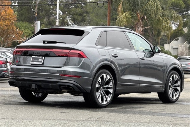 2025 Audi Q8 55 Prestige quattro