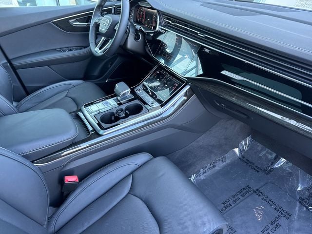 2025 Audi Q8 55 Prestige quattro