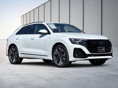 2025 Audi Q8 55 Prestige quattro