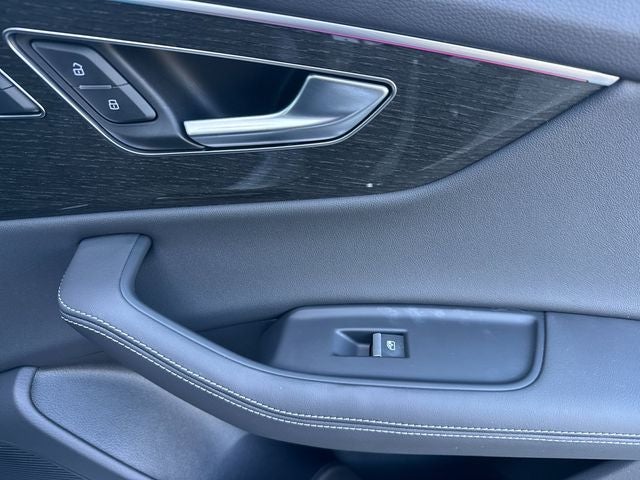 2025 Audi Q8 55 Prestige quattro