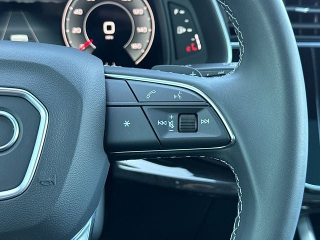 2025 Audi Q8 55 Prestige quattro