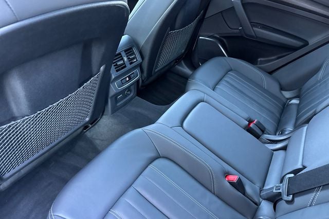 2023 Audi Q5 45 S line Premium quattro