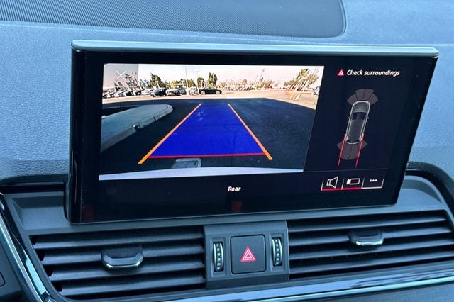 2023 Audi Q5 45 S line Premium quattro