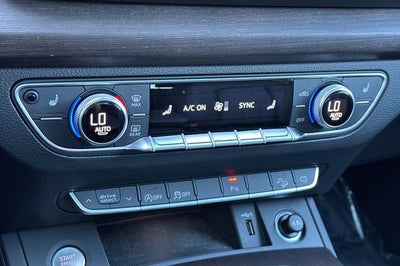 2023 Audi Q5 45 S line Premium quattro