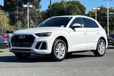2023 Audi Q5 45 S line Premium quattro
