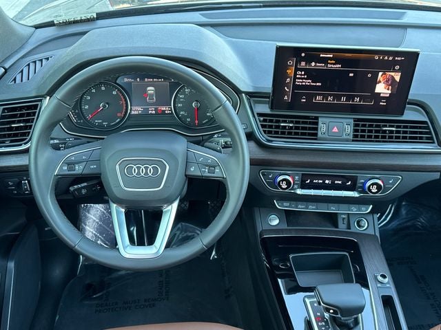 2023 Audi Q5 45 S line Premium quattro