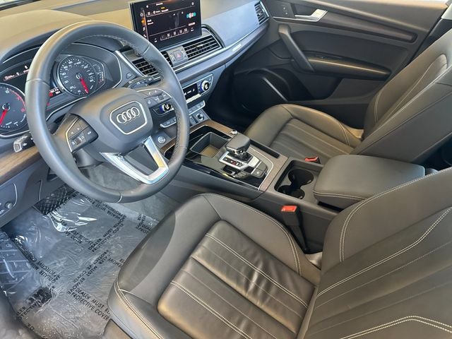 2023 Audi Q5 45 S line Premium quattro