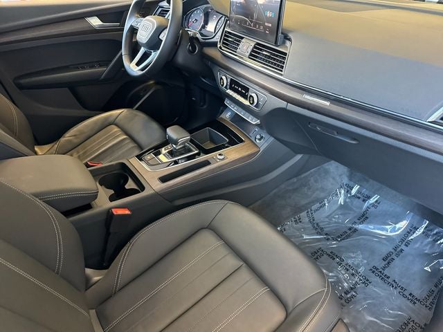 2023 Audi Q5 45 S line Premium quattro