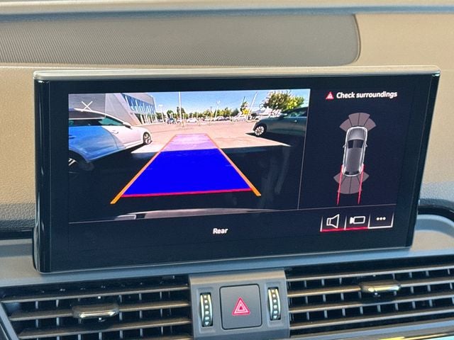 2023 Audi Q5 45 S line Premium quattro