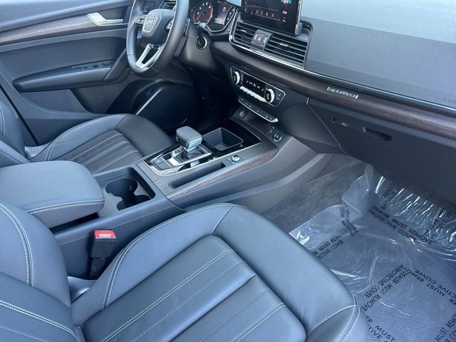 2023 Audi Q5 45 S line Premium quattro