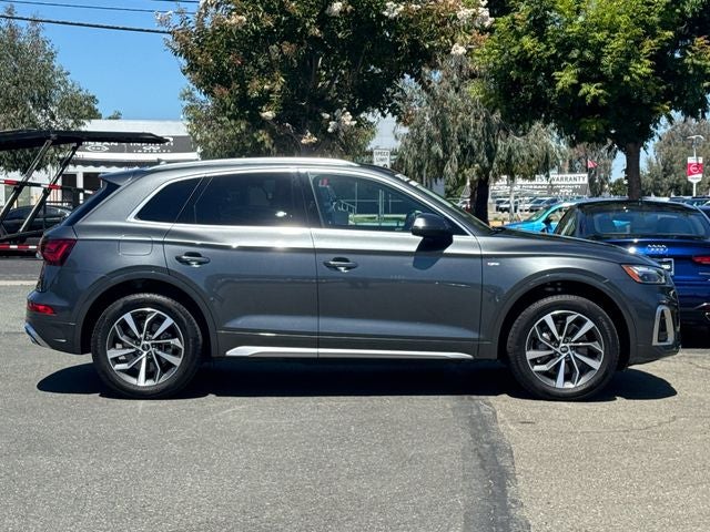2023 Audi Q5 45 S line Premium quattro