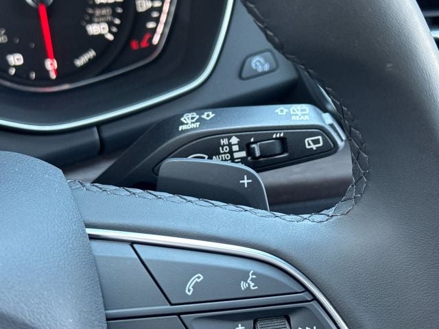 2023 Audi Q5 45 S line Premium quattro