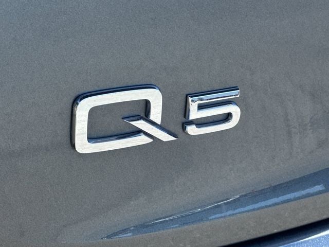 2023 Audi Q5 45 S line Premium quattro