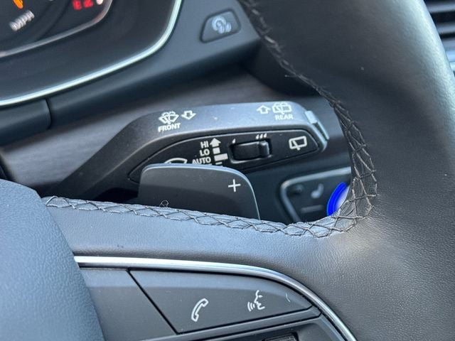 2023 Audi Q5 45 S line Premium quattro