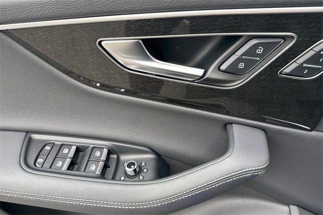 2025 Audi Q7 45 Premium Plus quattro