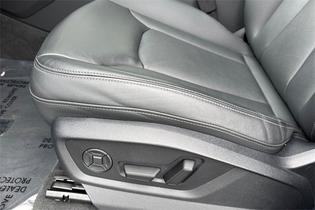 2025 Audi Q7 45 Premium Plus quattro