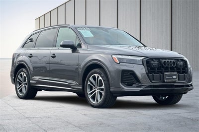 2025 Audi Q7 45 Premium Plus quattro