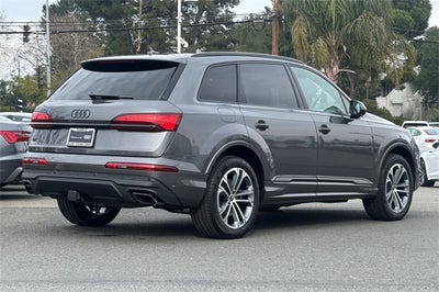 2025 Audi Q7 45 Premium Plus quattro