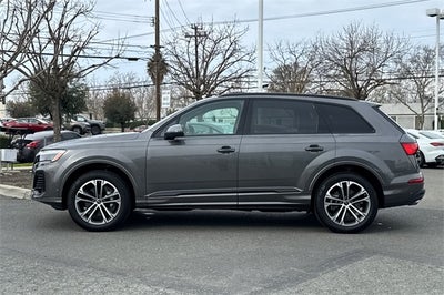 2025 Audi Q7 45 Premium Plus quattro