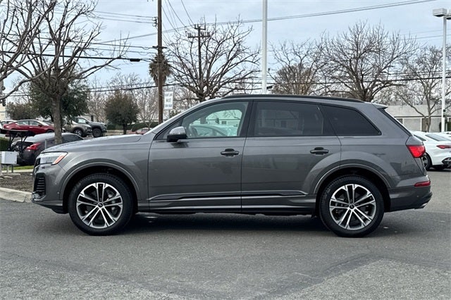2025 Audi Q7 45 Premium Plus quattro