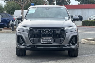 2025 Audi Q7 45 Premium Plus quattro