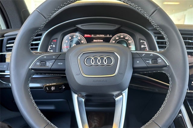 2025 Audi Q7 45 Premium Plus quattro