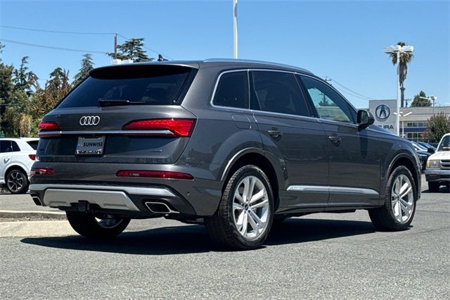 2025 Audi Q7 45 Premium Plus quattro