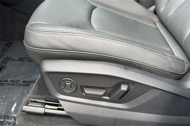 2025 Audi Q7 45 Premium Plus quattro