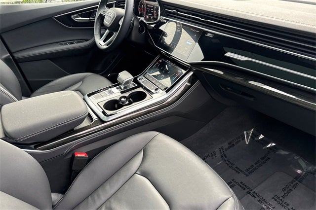 2025 Audi Q7 45 Premium Plus quattro