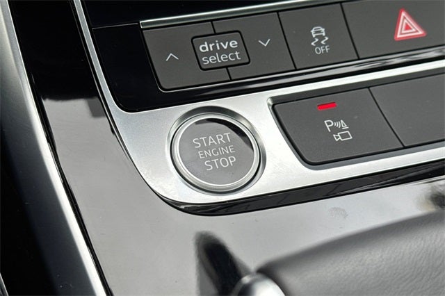 2025 Audi Q7 45 Premium Plus quattro