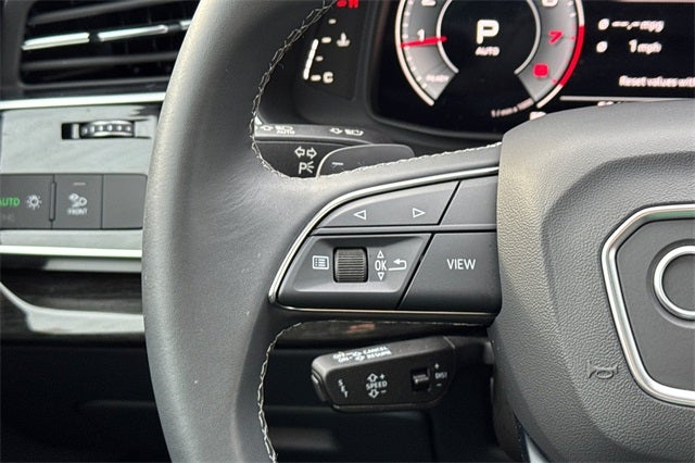 2025 Audi Q7 45 Premium Plus quattro