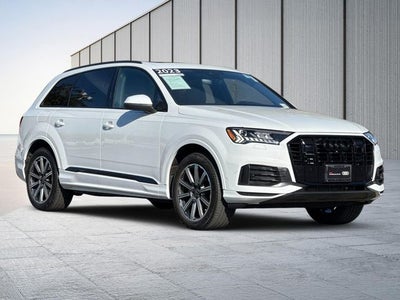 2023 Audi Q7 45 Premium Plus quattro