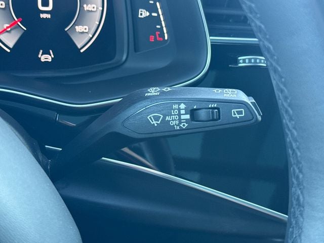 2023 Audi Q7 45 Premium Plus quattro