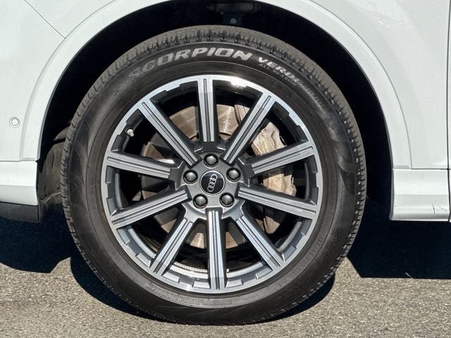 2023 Audi Q7 45 Premium Plus quattro