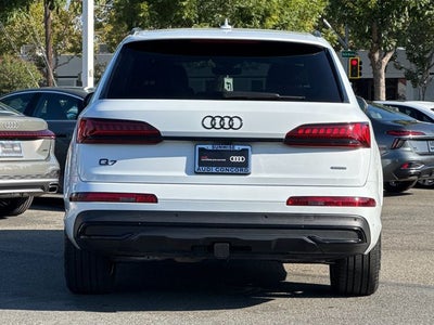 2023 Audi Q7 45 Premium Plus quattro