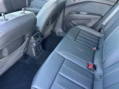 2024 Audi Q4 e-tron Premium Plus quattro