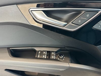 2025 Audi Q4 e-tron Premium Plus quattro