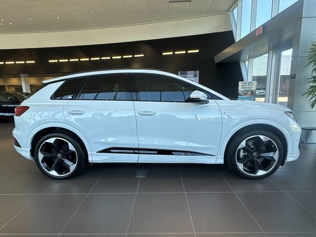 2025 Audi Q4 e-tron Premium Plus quattro
