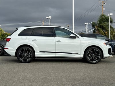 2026 Audi Q7 55 Premium Plus quattro