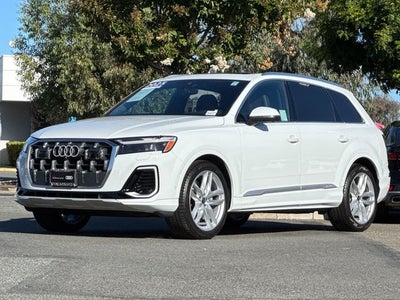 2025 Audi Q7 55 Premium Plus quattro
