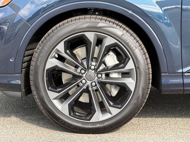 2026 Audi Q7 55 Premium S Line quattro