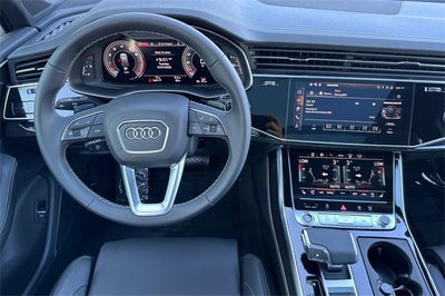 2025 Audi Q7 55 Prestige quattro